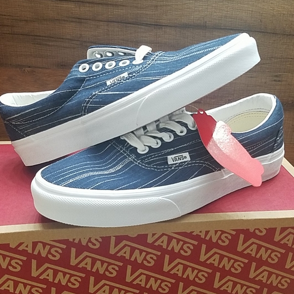 Vans Shoes - Van's Era BRAND New